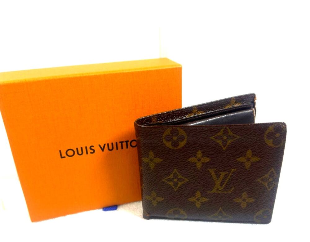 Louis Vuitton Men’s Bifold Wallet w/ Coin Pocket Monogram + Box